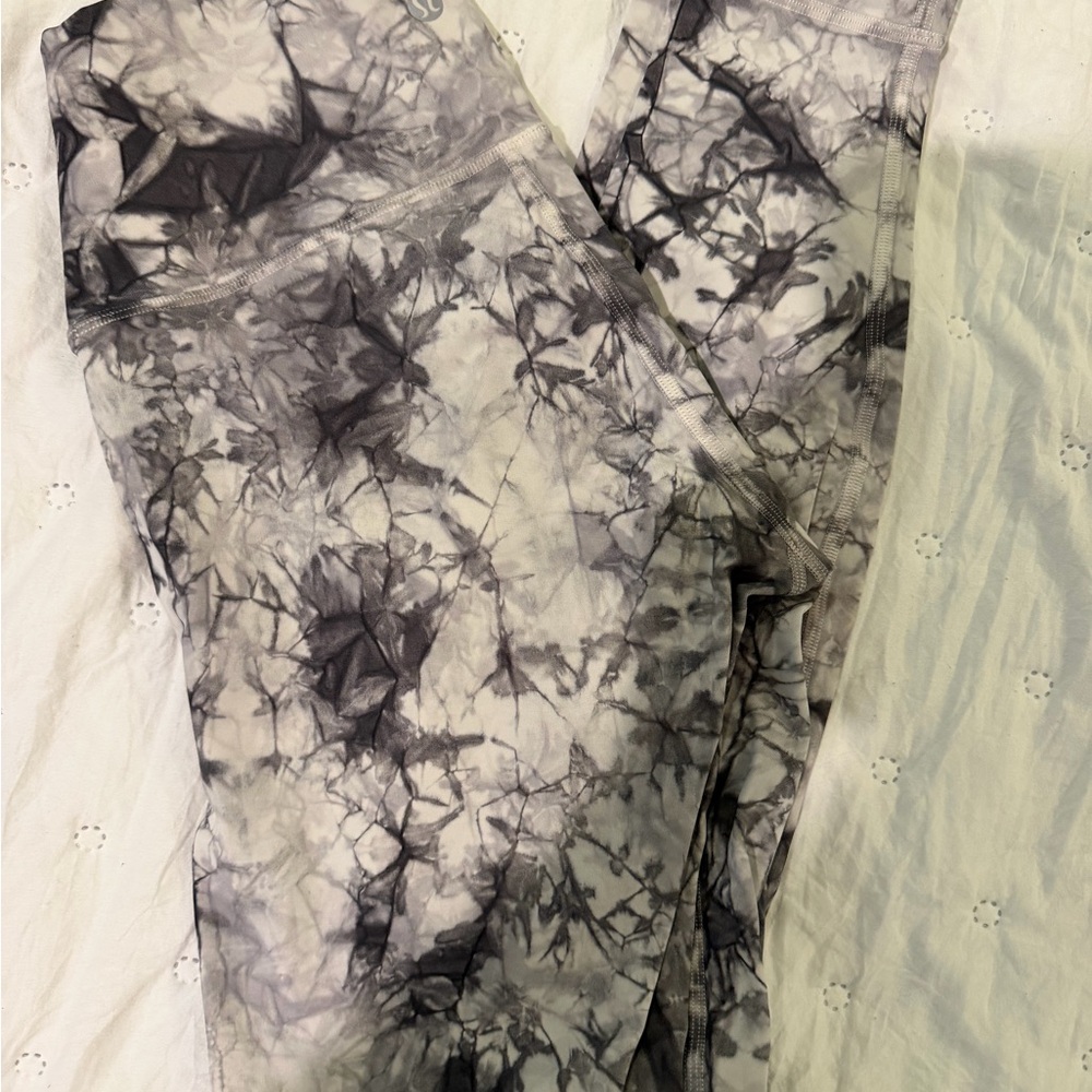 Lulu lemon leggings